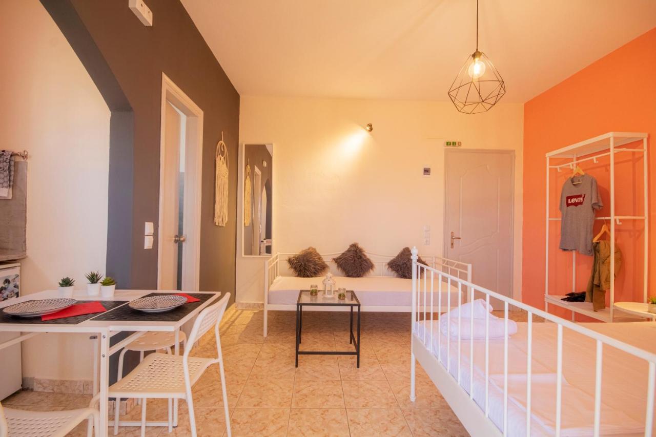 Issos Studios Agios Georgios  Exterior foto